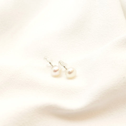 Witte Zoetwaterparels Sterling Zilver (925) oorstekers